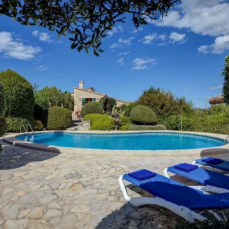 In Mit Grossem Pool Holiday home