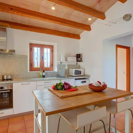 In Mit Grossem Pool Holiday home