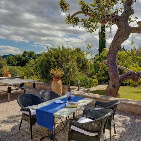 In Mit Grossem Pool Pollenca